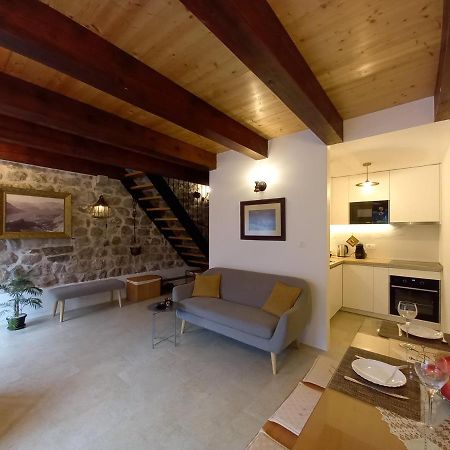 Romantic Stone House By The Sea **** Котор Екстериор снимка
