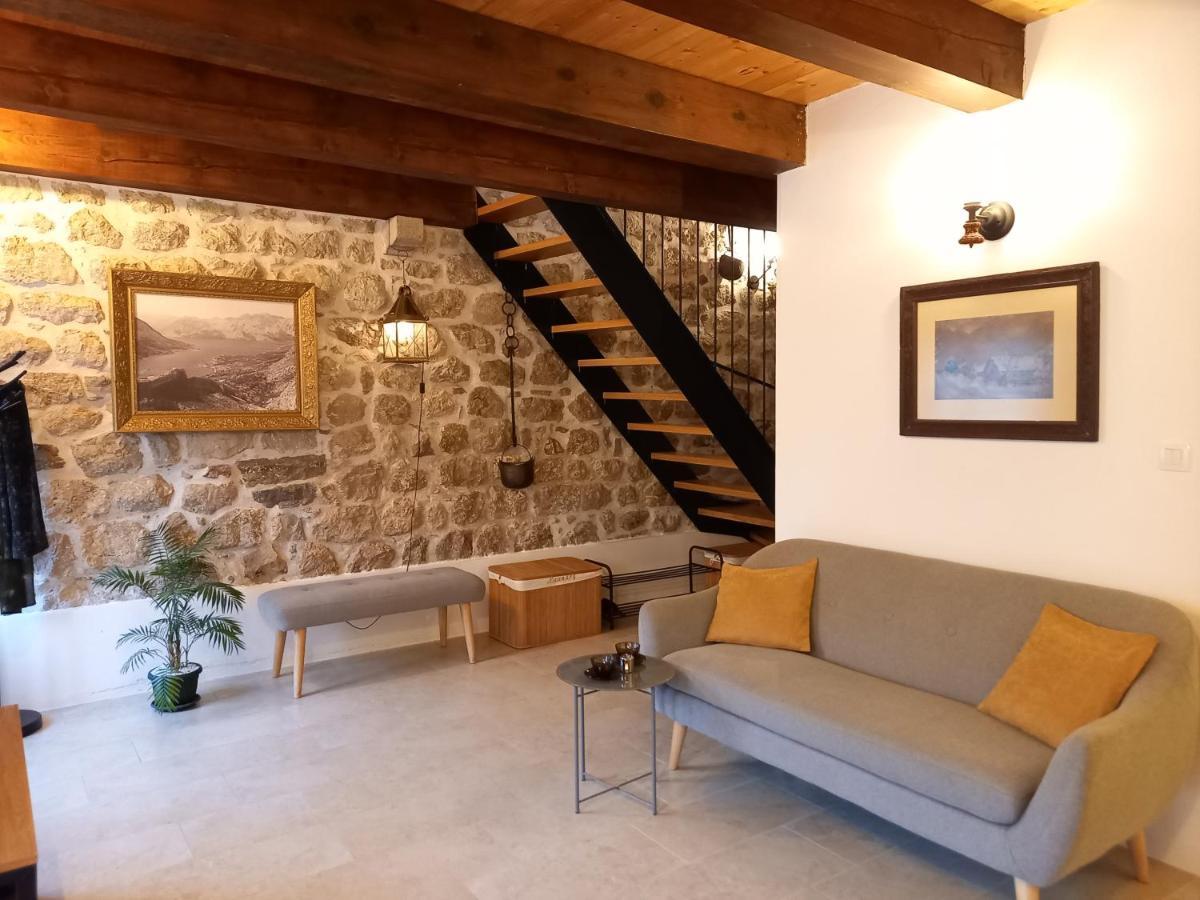 Romantic Stone House By The Sea **** Котор Екстериор снимка